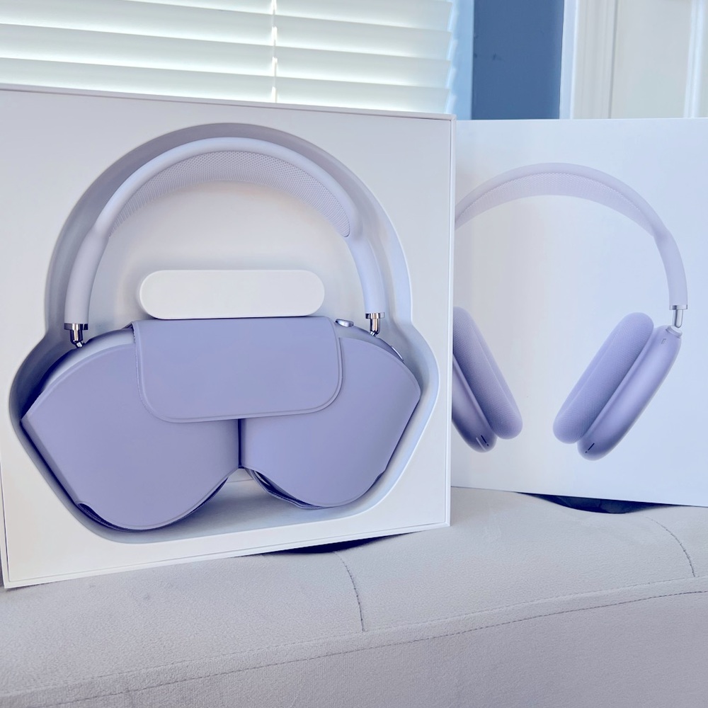 Purple Apple AirPods Max USB-C